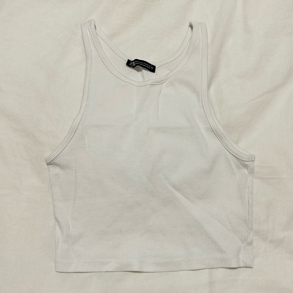 BUNDLE DEAL! 2 pack Ribbed Crop Tanks - Picture 3 of 4